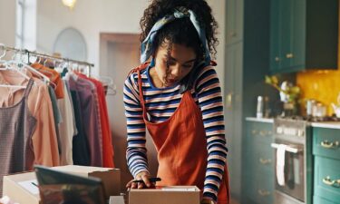 Small businesses are set to capture a record $118 billion this holiday season