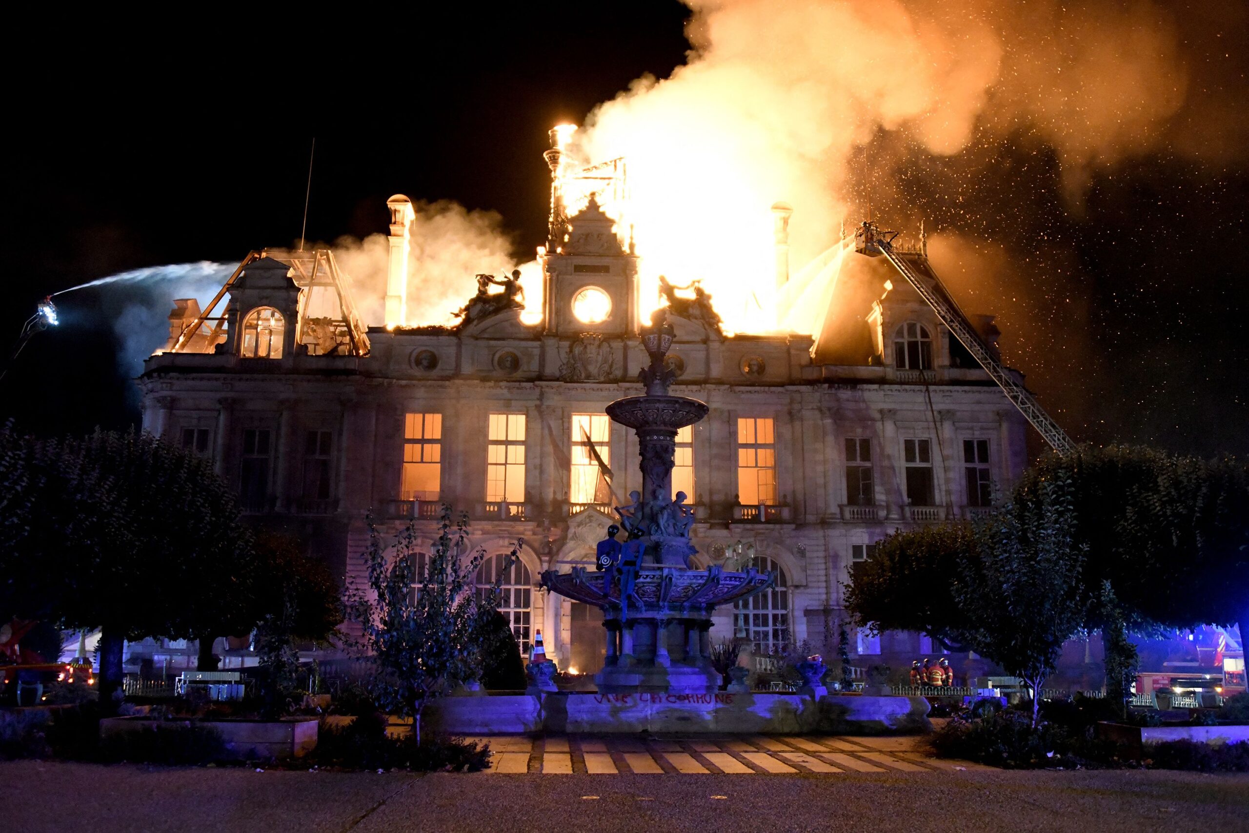 <i>Pascal Lachenaud/AFP/Getty Images via CNN Newsource</i><br/>A fire destroys the city hall in Limoges